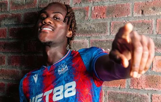 Trevoh Chalobah van chua co tran ra mat Crystal Palace.